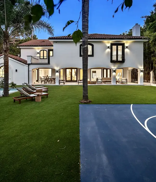 lost angels large backyard basketball court